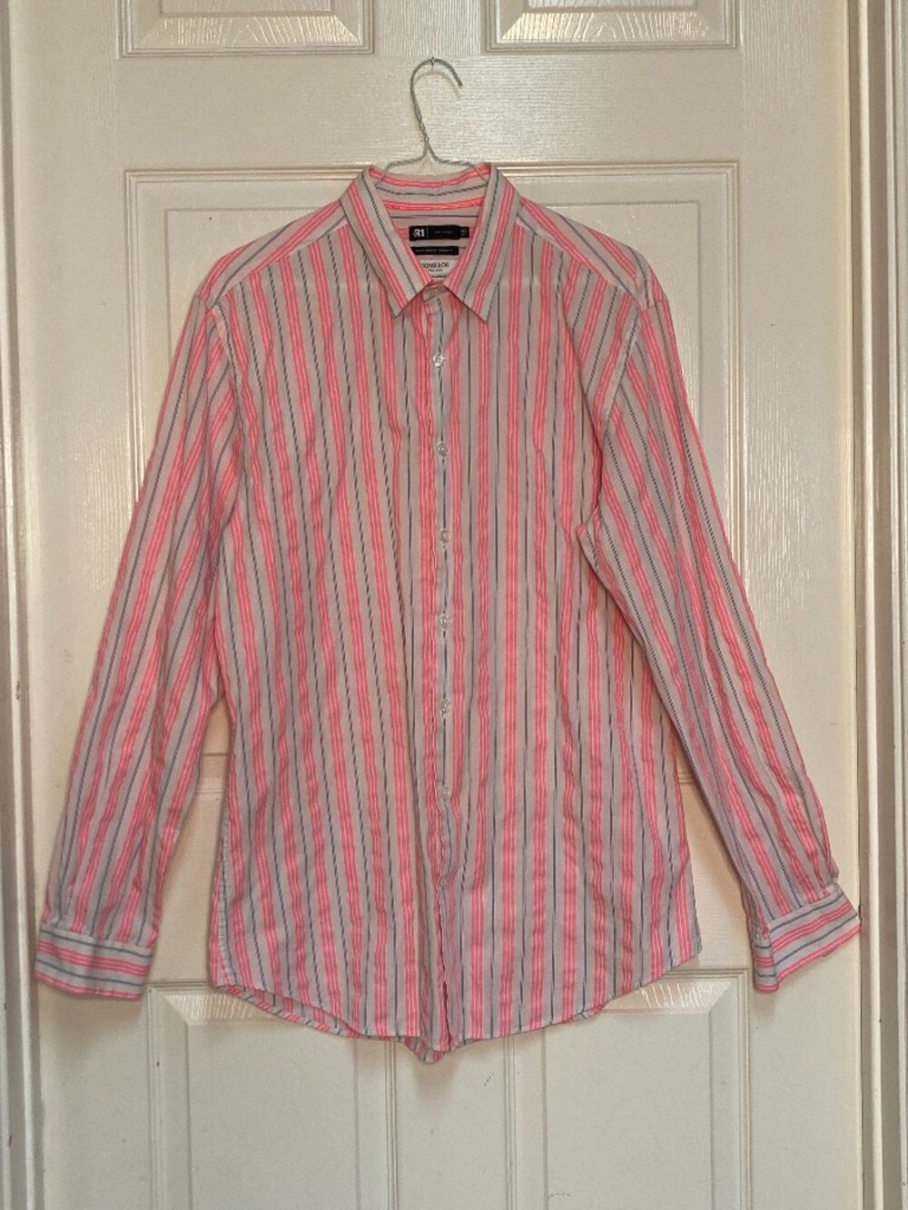 Men's dress shirt by Par Simons LE31 pink blue and white sze 42 16.5
